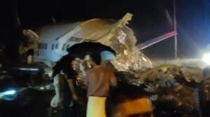 What is the reason behind Air India plane crash? Air India Plane carrying 184 passengers crashed at Kozhikode airport