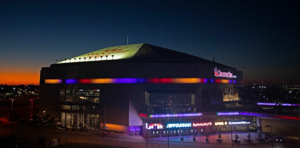 Smoothie King Center Parking