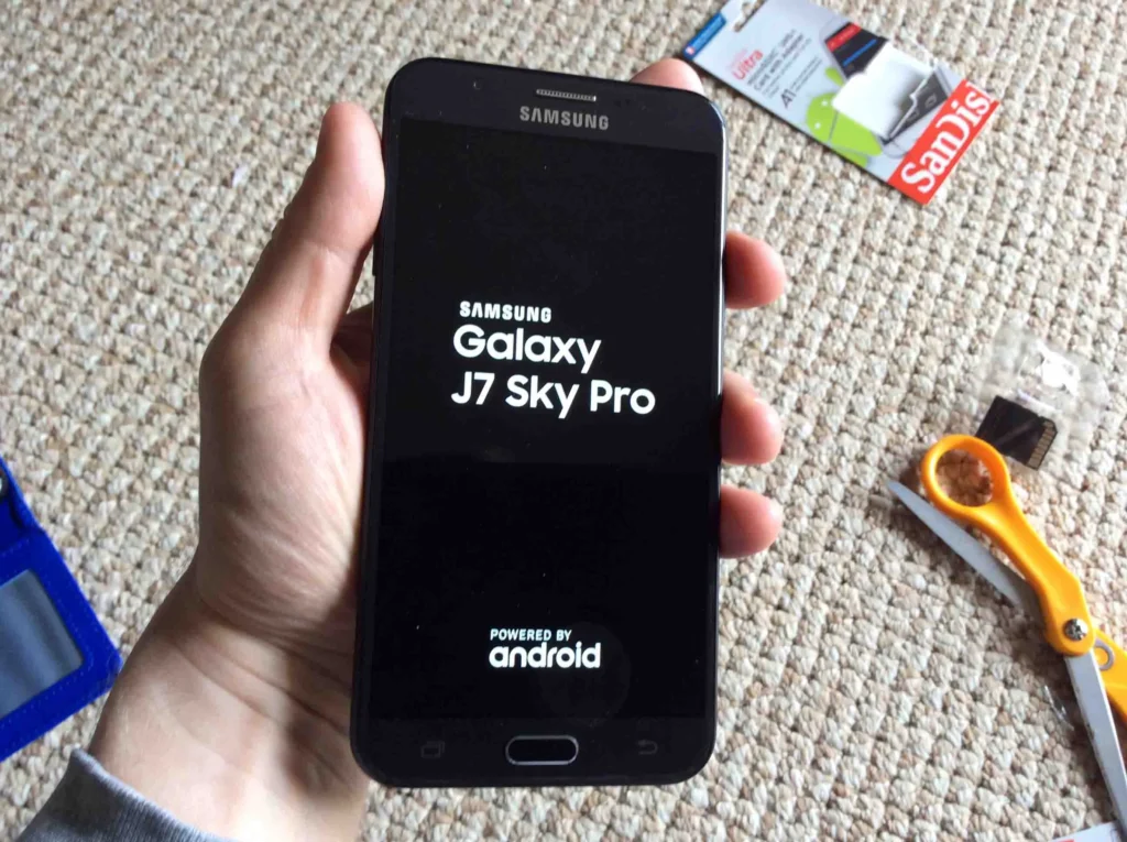 Samsung Galaxy J7 Sky Pro